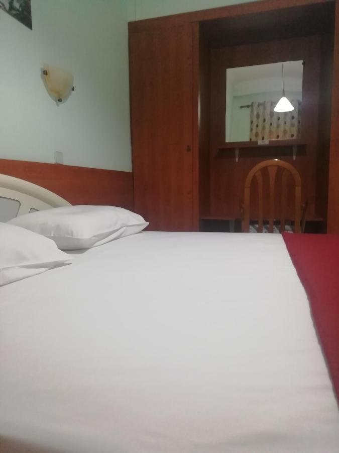 אדסה Hotel Elena מראה חיצוני תמונה